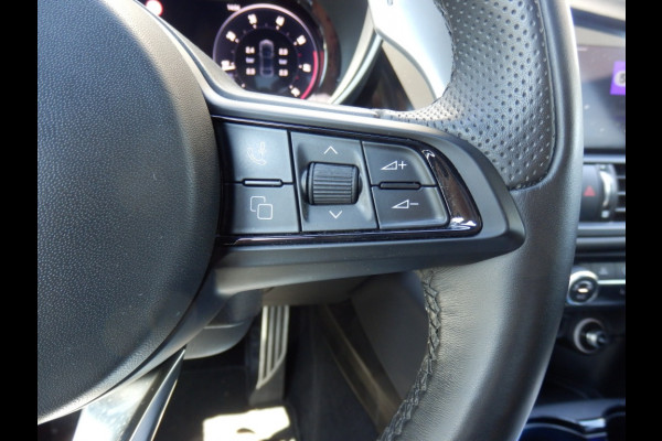 Alfa Romeo Giulia 2.0 T GME AWD Veloce Q4 280 pk. I Facelift I
