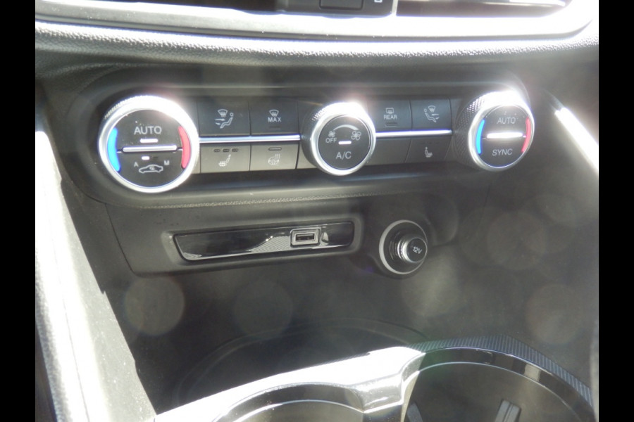 Alfa Romeo Giulia 2.0 T GME AWD Veloce Q4 280 pk. I Facelift I