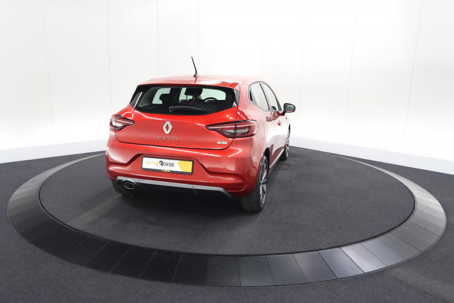 Renault Clio TCe 100 Zen | R.S. Line Pack | Allseason Banden | Apple Carplay | Parkeersensoren