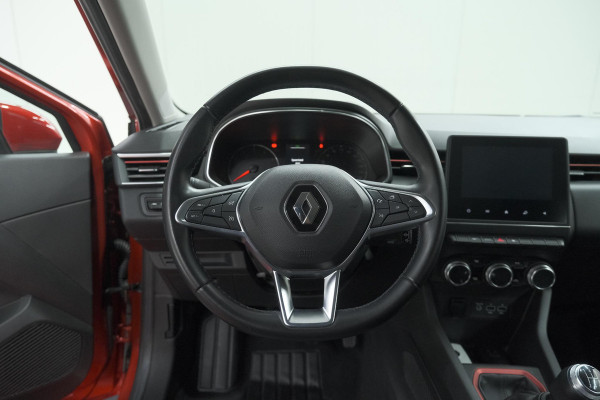 Renault Clio TCe 100 Zen | R.S. Line Pack | Allseason Banden | Apple Carplay | Parkeersensoren