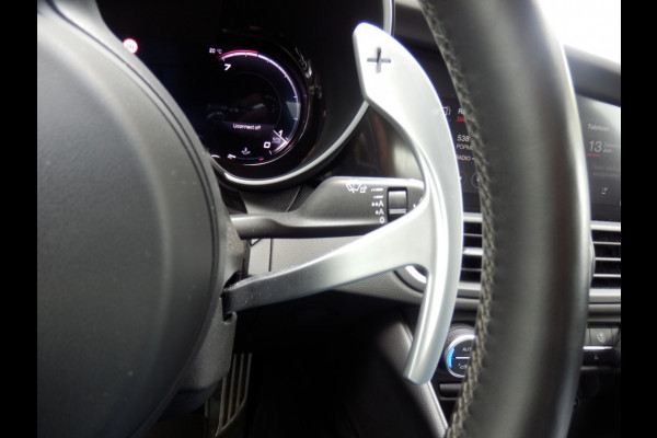 Alfa Romeo Giulia Veloce Q4 | 280 pk | Facelift | Harman I Leder Sportinterieur | Breedte s