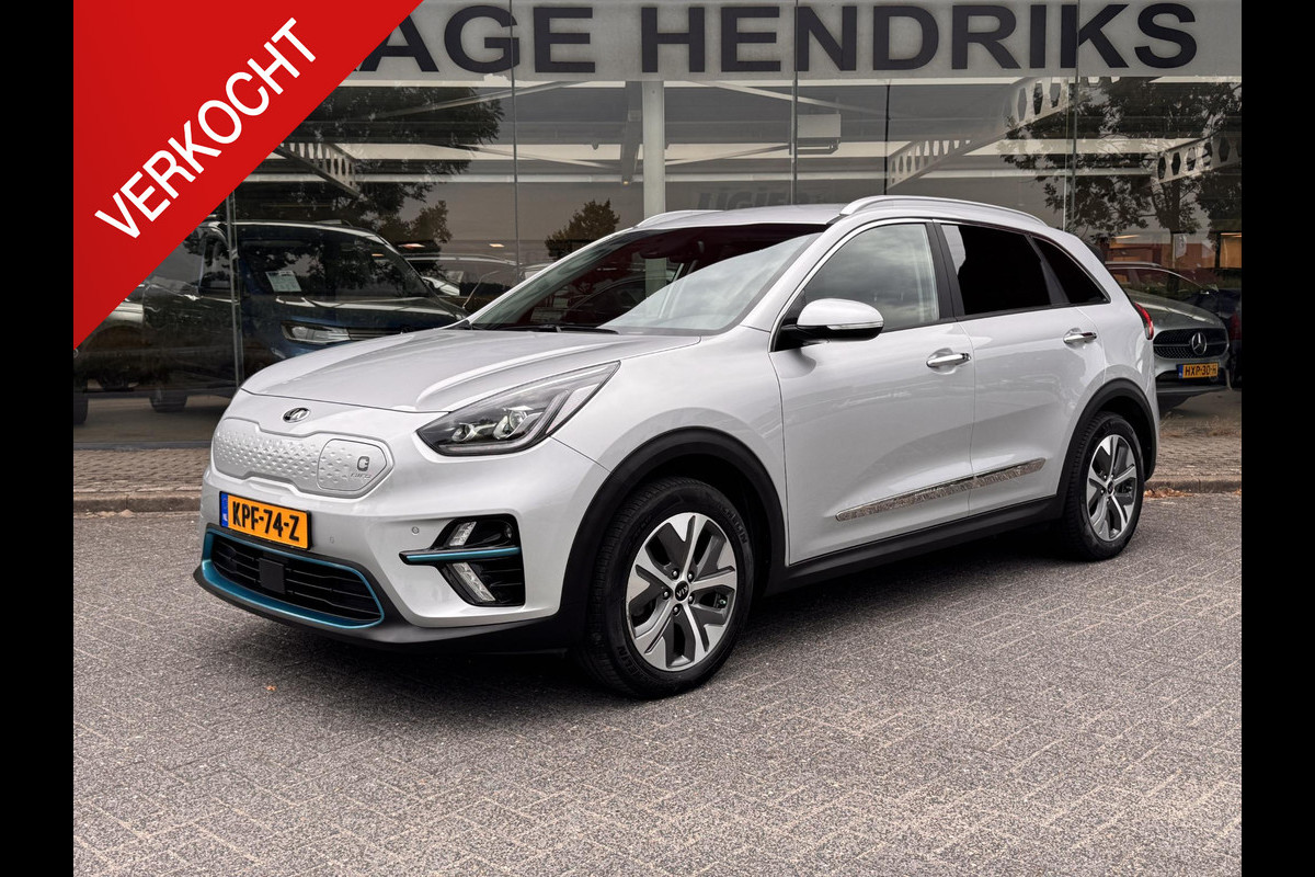 Kia e-Niro ComfortLine 64 kWh | SOH: 97,2% | 3 Fase |  Trekhaak | Stoelverwarming | Camera | Blindspot | Adaptive CC |