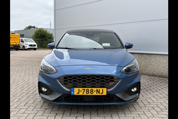 Ford Focus 2.3 EcoBoost ST-3 DEALERONDERHOUDEN! NAP! PANODAK!