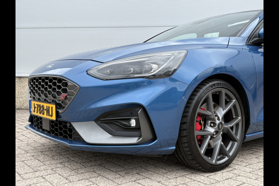 Ford Focus 2.3 EcoBoost ST-3 DEALERONDERHOUDEN! NAP! PANODAK!