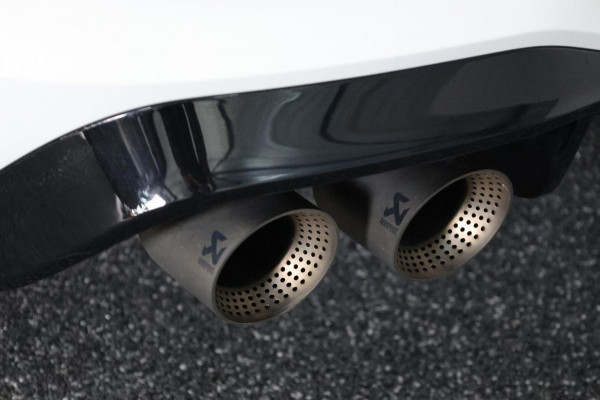 Volkswagen Golf 2.0 TSI R 4Motion 320+PK AKRAPOVIC/IQ+LED/VIRTUAL/PANO/ALCANTARA+S.VERWARMING/19"LMV/CAM/LINE/ACC/12 MND GARANTIE!
