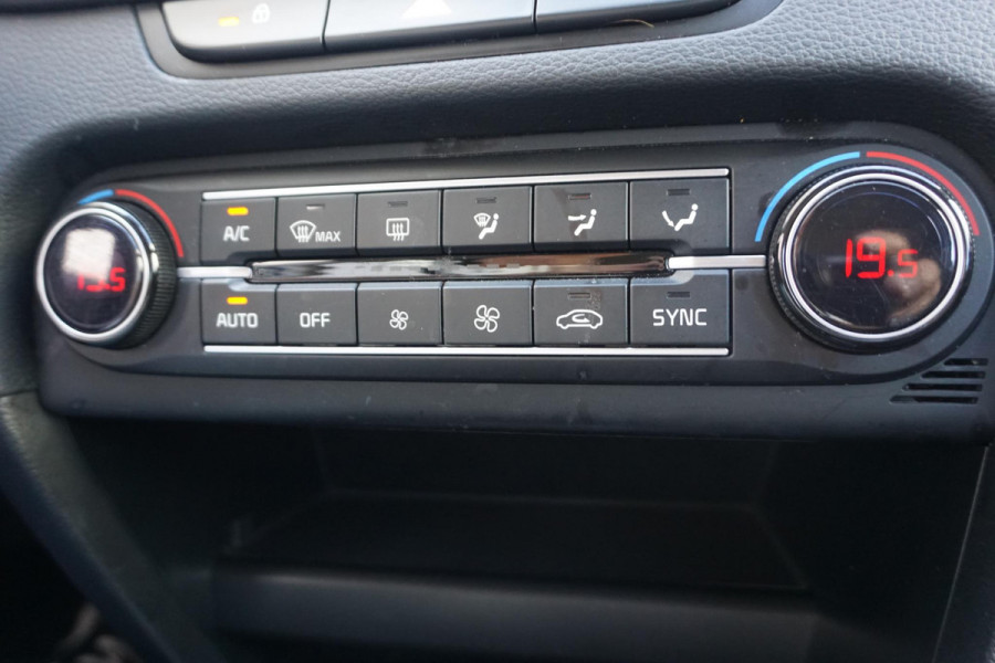 Kia Ceed Sportswagon 1.0 T-GDi 120PK Hybrid/Automaat/Trekhaak/ Dealeronderhouden/Metallic lak.