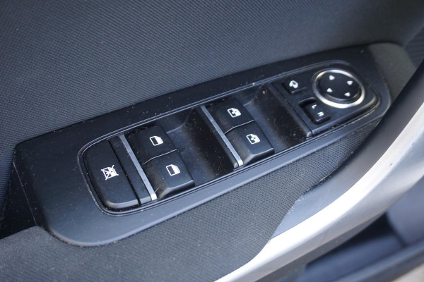 Kia Ceed Sportswagon 1.0 T-GDi 120PK Hybrid/Automaat/Trekhaak/ Dealeronderhouden/Metallic lak.