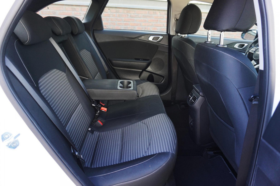 Kia Ceed Sportswagon 1.0 T-GDi 120PK Hybrid/Automaat/Trekhaak/ Dealeronderhouden/Metallic lak.