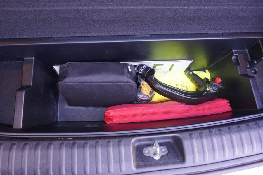 Kia Ceed Sportswagon 1.0 T-GDi 120PK Hybrid/Automaat/Trekhaak/ Dealeronderhouden/Metallic lak.