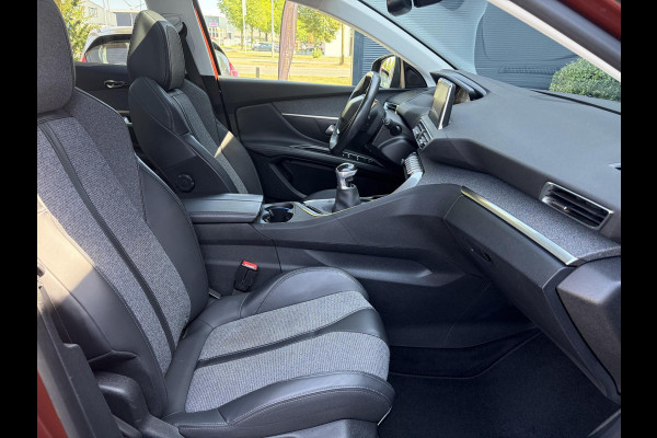 Peugeot 3008 1.2 PureTech Allure Distributieriem vv in 2025 l Pano l 360°Camera l Carplay l Dealer Onderhouden l Navi l Halfleder l Pdc l Keyless l 131pk l 6 Bak l Apk tot 12-2026