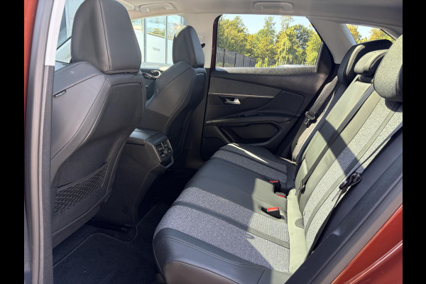 Peugeot 3008 1.2 PureTech Allure Distributieriem vv in 2025 l Pano l 360°Camera l Carplay l Dealer Onderhouden l Navi l Halfleder l Pdc l Keyless l 131pk l 6 Bak l Apk tot 12-2026