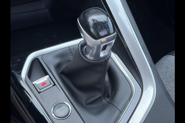 Peugeot 3008 1.2 PureTech Allure Distributieriem vv in 2025 l Pano l 360°Camera l Carplay l Dealer Onderhouden l Navi l Halfleder l Pdc l Keyless l 131pk l 6 Bak l Apk tot 12-2026