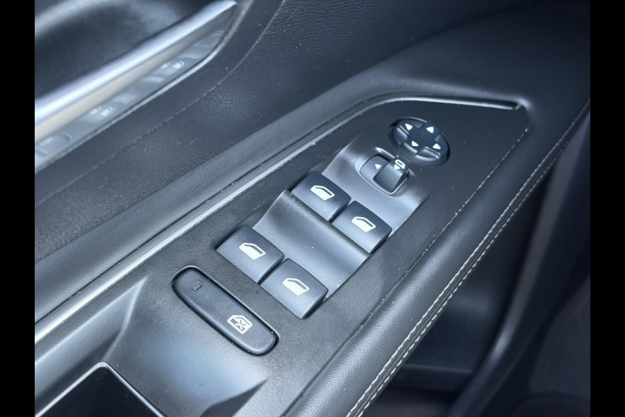 Peugeot 3008 1.2 PureTech Allure Distributieriem vv in 2025 l Pano l 360°Camera l Carplay l Dealer Onderhouden l Navi l Halfleder l Pdc l Keyless l 131pk l 6 Bak l Apk tot 12-2026