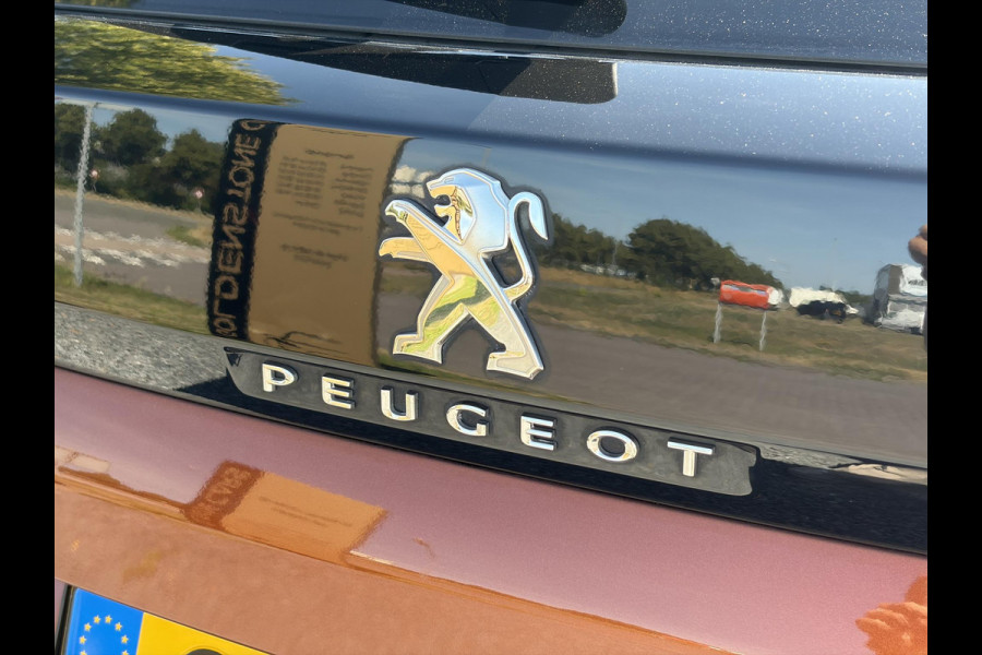 Peugeot 3008 1.2 PureTech Allure Distributieriem vv in 2025 l Pano l 360°Camera l Carplay l Dealer Onderhouden l Navi l Halfleder l Pdc l Keyless l 131pk l 6 Bak l Apk tot 12-2026