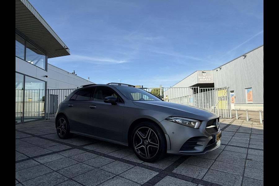 Mercedes-Benz A-Klasse 250e Aut Hybrid AMG Sport Limited | Sfeer | SoH 98% | Trekhaak orig | Panorama |