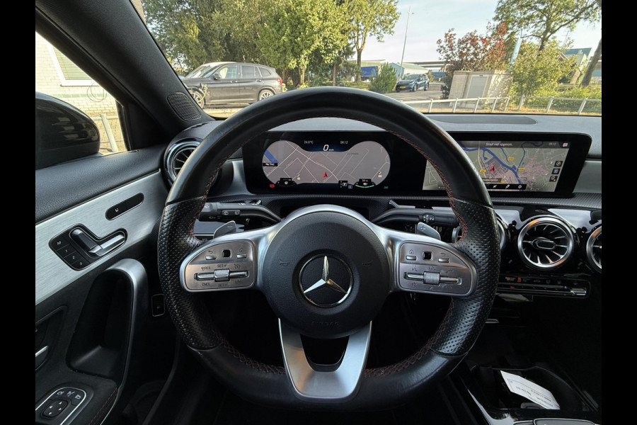 Mercedes-Benz A-Klasse 250e Aut Hybrid AMG Sport Limited | Sfeer | SoH 98% | Trekhaak orig | Panorama |