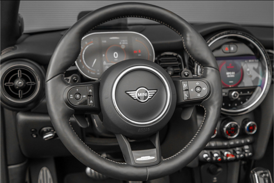 MINI Cabrio 2.0 John Cooper Works HUD H&K ACC Stuurwielverw Camera 18"