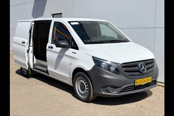 Mercedes-Benz eVito 112 66kWh L2 Elektrisch 94.9% (SOH) 280-WLTP 80kw Snelladen Climate Control Cruise Control Camera Stoelverwarming Parkeersensoren