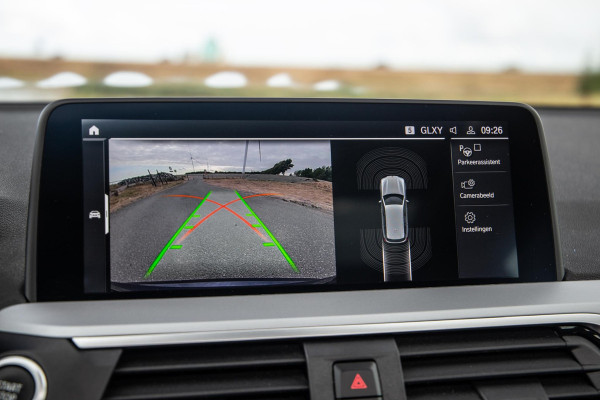 BMW X3 xDrive30e Executive BLACK LINE / PANORAMA DAK / CARPLAY / LEER / STOELVERWARMING / CAMERA