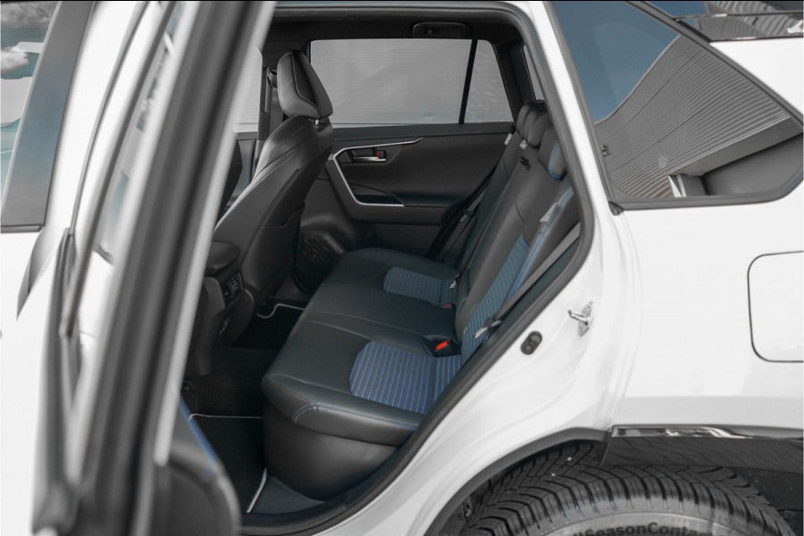 Toyota RAV4 2.5 Hybrid AWD Bi-Tone Navi ACC Camera Trekhaak
