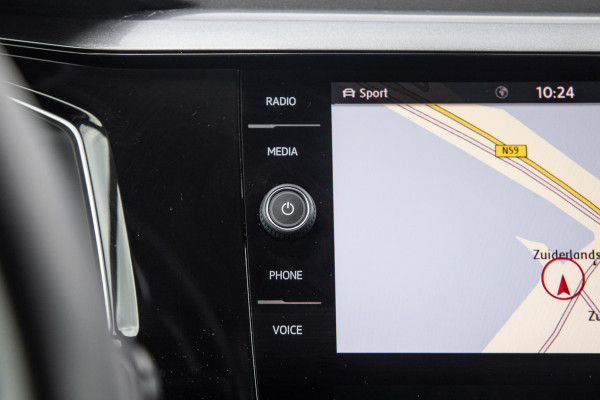 Volkswagen Polo 1.0 TSI Highline R-LINE / CARPLAY / NAVI / ZWART / 5 DEURS