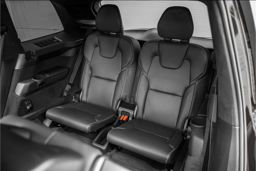 Volvo XC90 HEICO 2.0 T8 Plug-in AWD Ultra Black 7p Model 2027 B&W Pano Massage Stoelventilatie Trekhaak