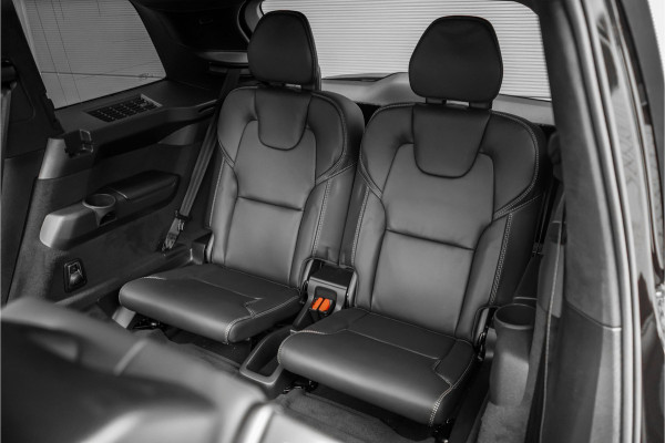 Volvo XC90 HEICO 2.0 T8 Plug-in AWD Ultra Black 7p Model 2027 B&W Pano Massage Stoelventilatie Trekhaak