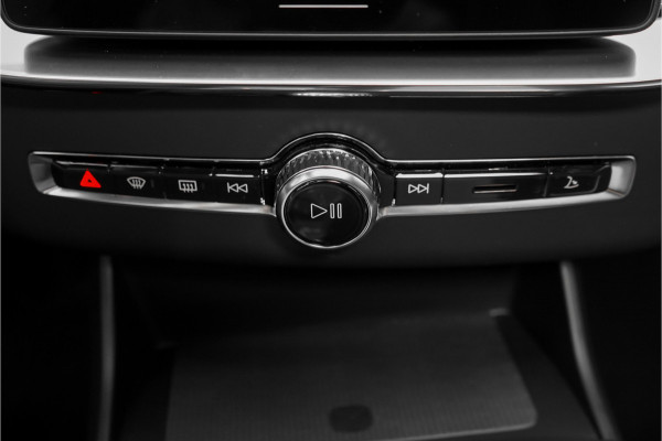 Volvo XC90 HEICO 2.0 T8 Plug-in AWD Ultra Black 7p Model 2027 B&W Pano Massage Stoelventilatie Trekhaak