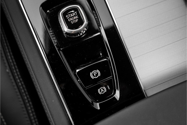 Volvo XC90 HEICO 2.0 T8 Plug-in AWD Ultra Black 7p Model 2027 B&W Pano Massage Stoelventilatie Trekhaak