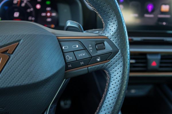 CUPRA Formentor 1.4 e-Hybrid VZ Performance | BTW | MEMORY | STOEL&STUURVERW | ELEK TREKHAAK | SPORTSTOELEN | KEYLESS | ACC |