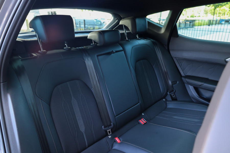 CUPRA Formentor 1.4 e-Hybrid VZ Performance | BTW | MEMORY | STOEL&STUURVERW | ELEK TREKHAAK | SPORTSTOELEN | KEYLESS | ACC |