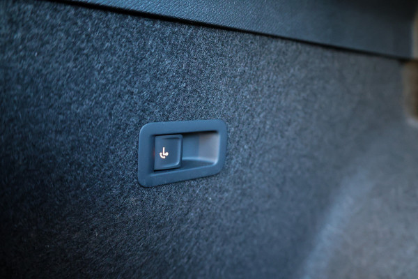 CUPRA Formentor 1.4 e-Hybrid VZ Performance | BTW | MEMORY | STOEL&STUURVERW | ELEK TREKHAAK | SPORTSTOELEN | KEYLESS | ACC |
