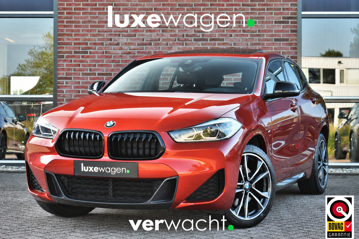 BMW X2 xDrive25e M-Sport | Pano | HUD | Sunset orange | 19 inch | Camera
