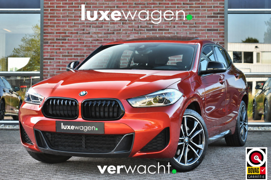 BMW X2 xDrive25e M-Sport | Pano | HUD | Sunset orange | 19 inch | Camera