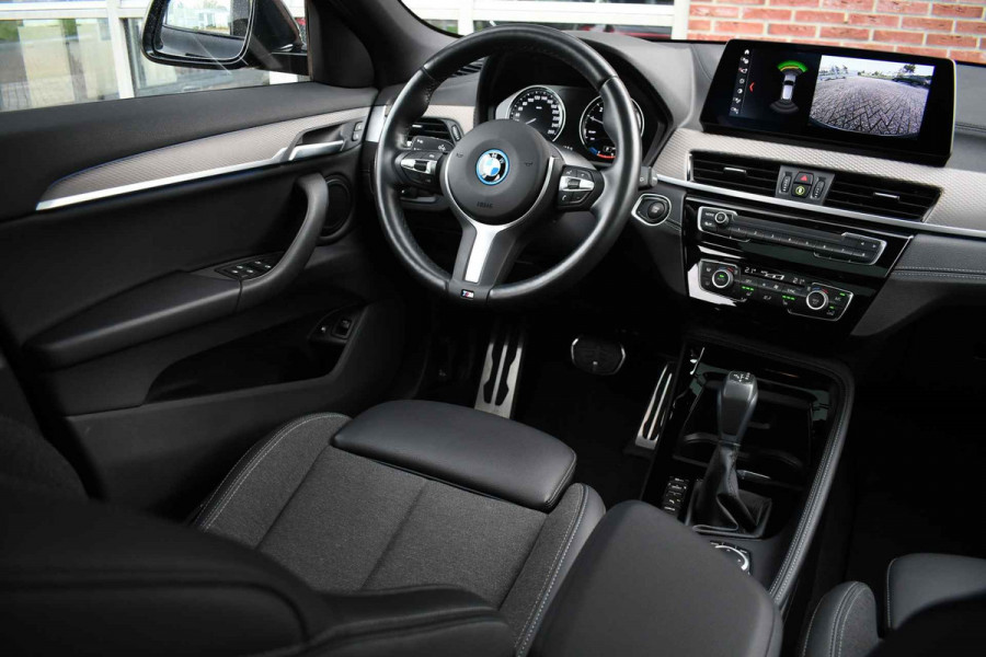 BMW X2 xDrive25e M-Sport | Pano | HUD | Sunset orange | 19 inch | Camera