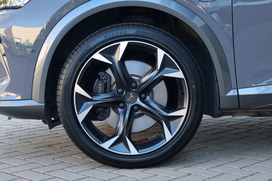 CUPRA Formentor 1.4 e-Hybrid VZ Performance | BTW | ACC | SPORTSTOELEN | STUURVERW | KEYLESS | SFEERVERLICHTING |