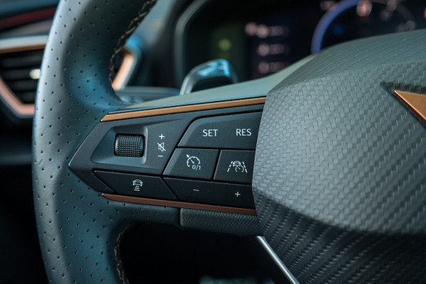 CUPRA Formentor 1.4 e-Hybrid VZ Performance | BTW | ACC | SPORTSTOELEN | STUURVERW | KEYLESS | SFEERVERLICHTING |