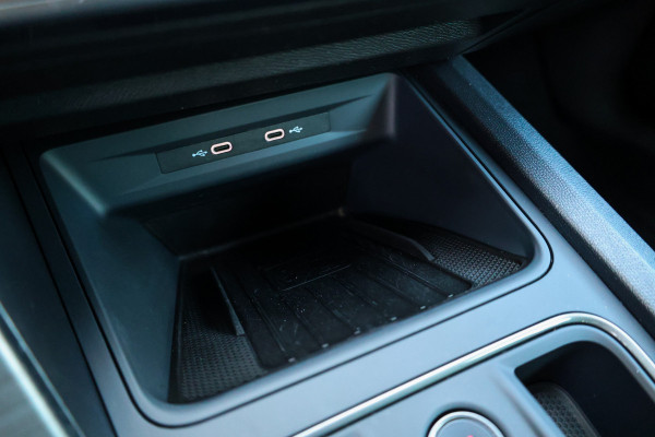 CUPRA Formentor 1.4 e-Hybrid VZ Performance | BTW | ACC | SPORTSTOELEN | STUURVERW | KEYLESS | SFEERVERLICHTING |