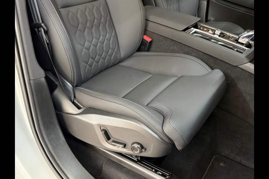 Volvo XC90 2.0 T8 Plug-in hybrid AWD Plus Dark | MY2026 | Luchtvering | Pano | H/K | Driver Assitance | Matrix Led | WinterPack