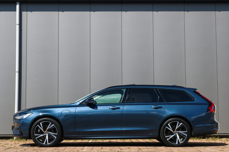 Volvo V90 Volvo V90 T8 Recharge AWD Ultimate Dark | SOH 98% | 455 PK | Pano | Long Range | Harman Kardon | HUD | Trekhaak
