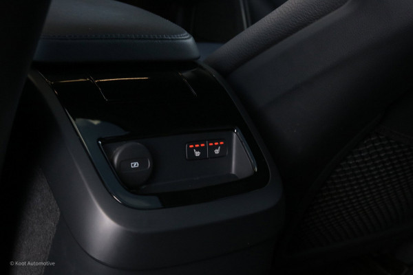 Volvo V90 Volvo V90 T8 Recharge AWD Ultimate Dark | SOH 98% | 455 PK | Pano | Long Range | Harman Kardon | HUD | Trekhaak