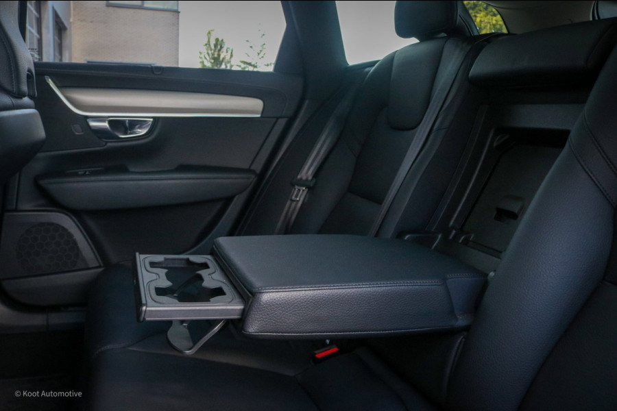 Volvo V90 Volvo V90 T8 Recharge AWD Ultimate Dark | SOH 98% | 455 PK | Pano | Long Range | Harman Kardon | HUD | Trekhaak