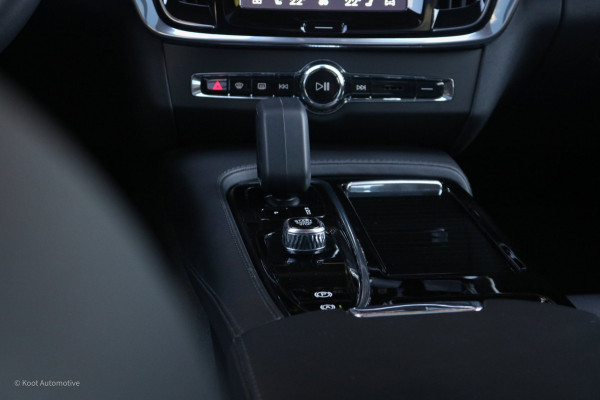Volvo V90 Volvo V90 T8 Recharge AWD Ultimate Dark | SOH 98% | 455 PK | Pano | Long Range | Harman Kardon | HUD | Trekhaak