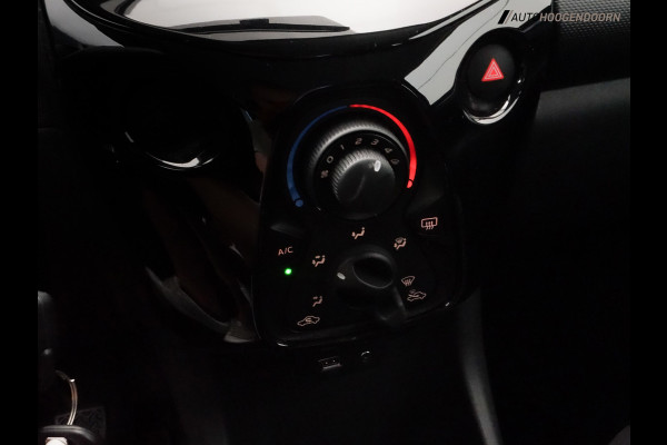 Citroën C1 1.0 VTi Shine Sport (APPLE CARPLAY,CAMERA,LM-VELGEN,CRUISE,AIRCO,COMFORT-STOELEN,LED,TOPCONDITIE)