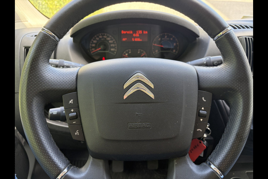 Citroën Jumper 2.2 BlueHDi 140PK E6 L3H2 3.3t ✓ 3-zits ✓imperiaal ✓camera ✓navigatie ✓clima