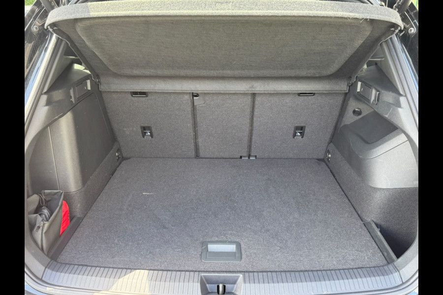 Volkswagen Tiguan 1.5 eHybrid 272PK DSG R-LINE SPORT LEDER/HARMAN-KARDON/PANORAMADAK