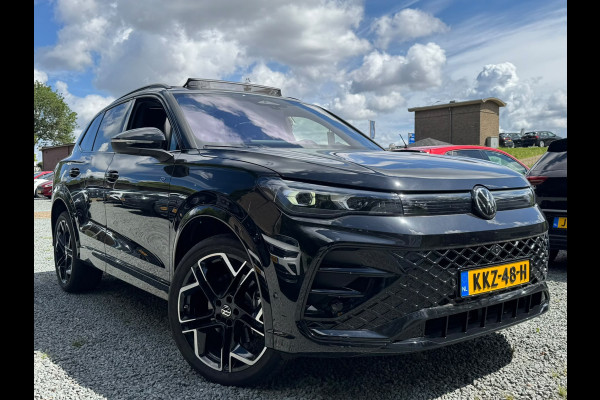 Volkswagen Tiguan 1.5 eHybrid 272PK DSG R-LINE SPORT LEDER/HARMAN-KARDON/PANORAMADAK