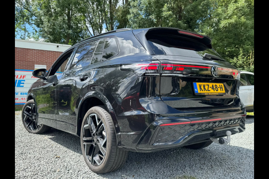 Volkswagen Tiguan 1.5 eHybrid 272PK DSG R-LINE SPORT LEDER/HARMAN-KARDON/PANORAMADAK