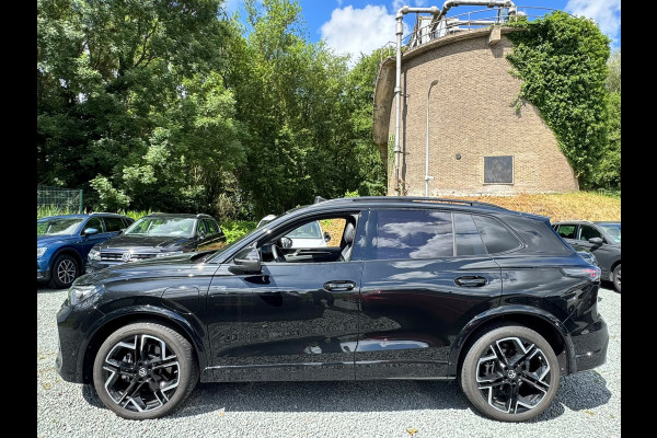 Volkswagen Tiguan 1.5 eHybrid 272PK DSG R-LINE SPORT LEDER/HARMAN-KARDON/PANORAMADAK