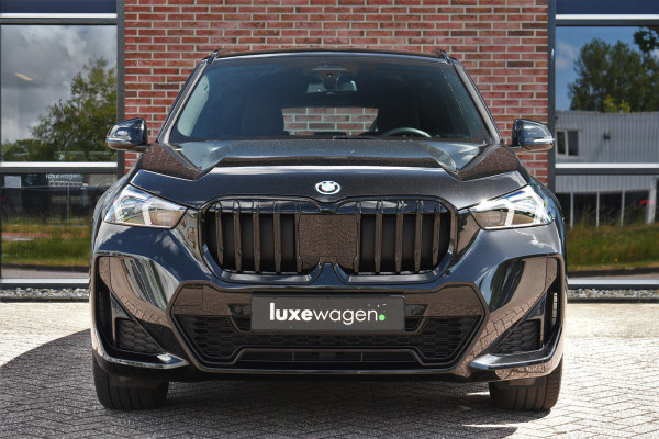 BMW X1 xDrive25e M-Sport Premium ACC-voorbereiding 18inch Camera AC-Snelladen